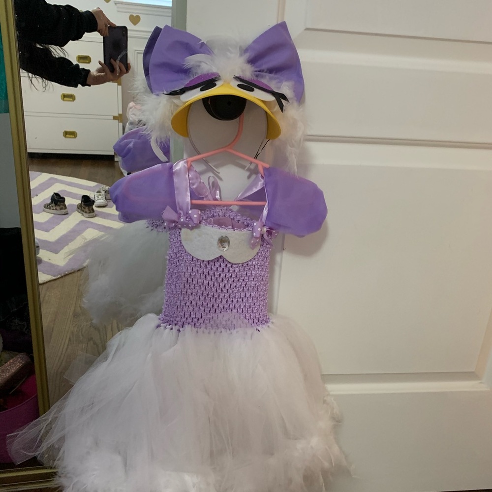 Boutique made Daisy Duck costume